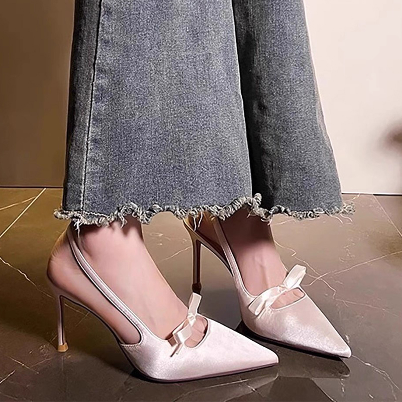 صنادل نسائية فاخرة بكعب عالٍ م - مراجعة Luxury Lifestyle Shoes وسعره