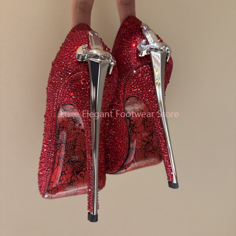 الذهب لامعة كريستال السيف على  - مراجعة Luxury Lifestyle Shoes وسعره