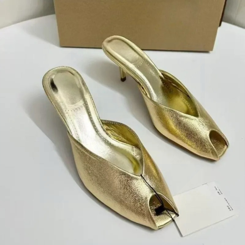 أحذية نسائية فاخرة ذهبية اللون - مراجعة Luxury Lifestyle Shoes وسعره